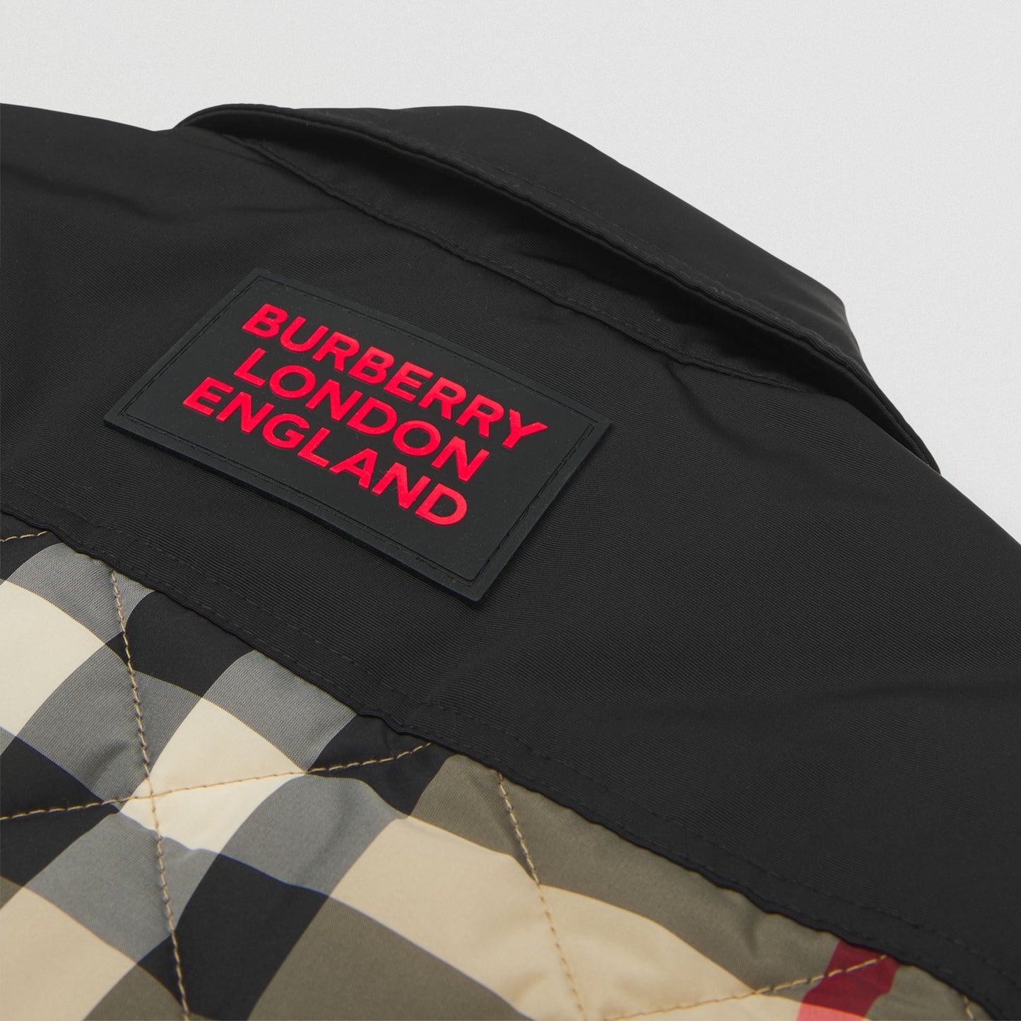 Burberry Logo Appliqué Check Diamond Quilted Jacket