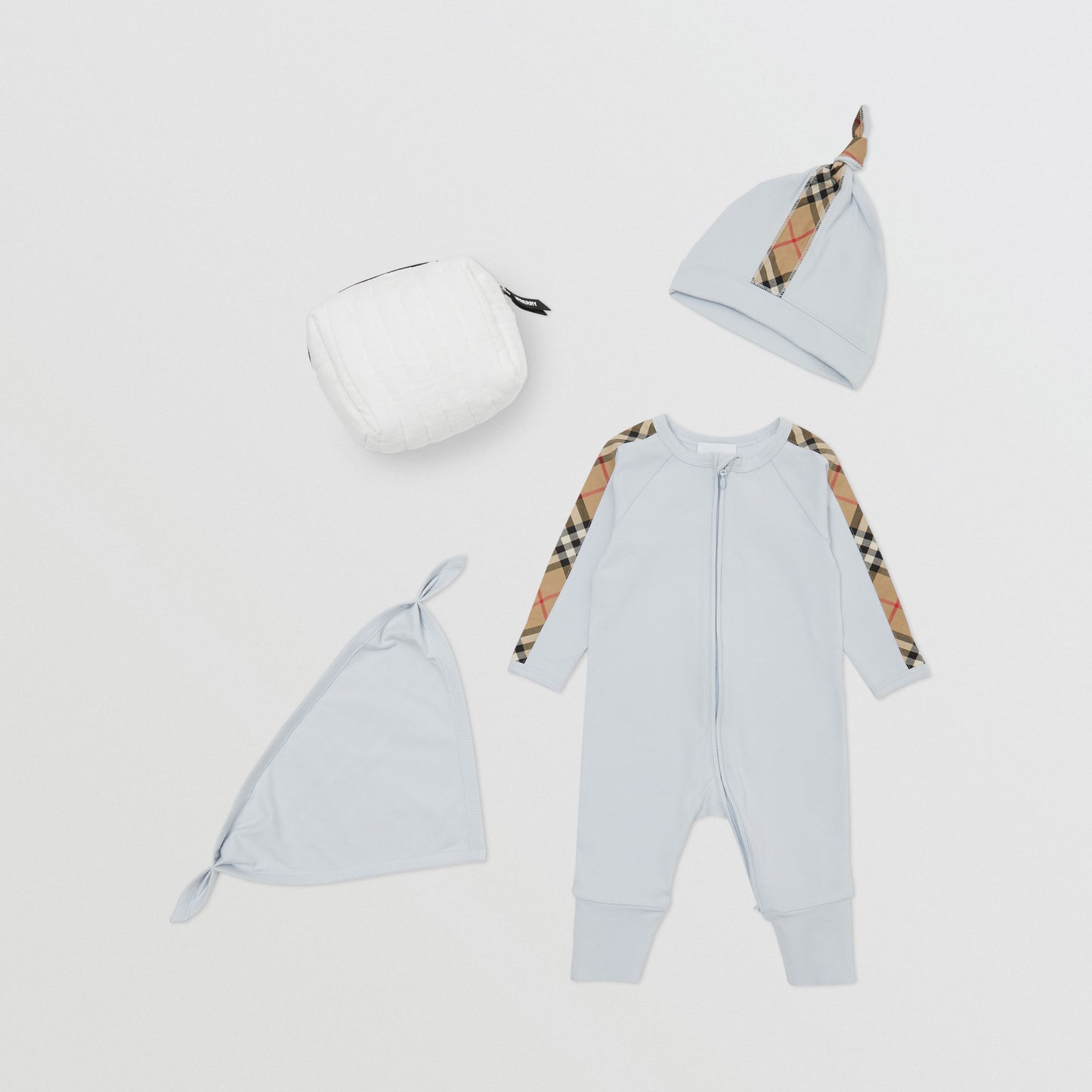 Burberry Blue Check Trim Cotton Three-piece Baby Gift Set